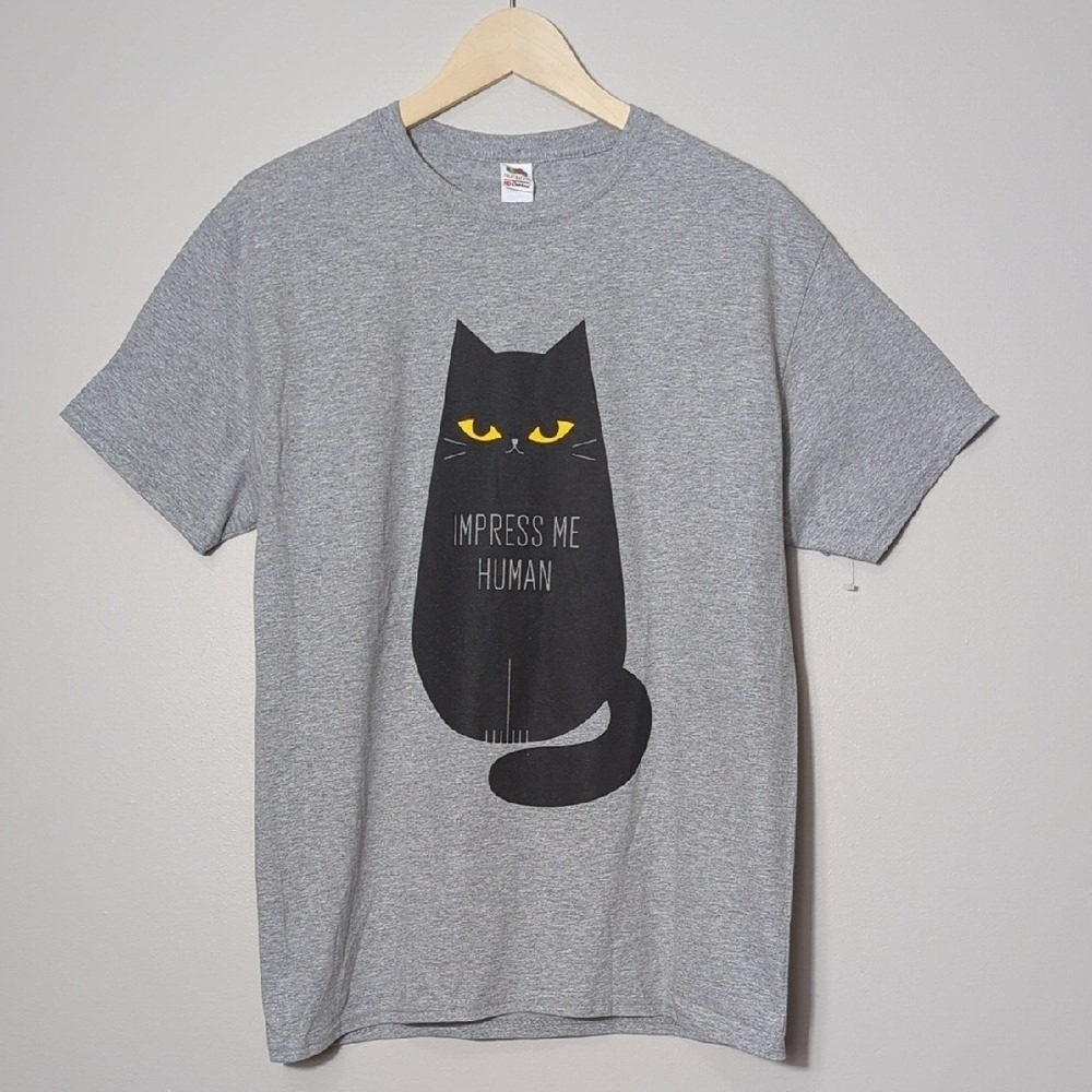 Fruit of the Loom Cotton Gray Novelty T-Shirt Unisex Medium Black Cat Impress Me
